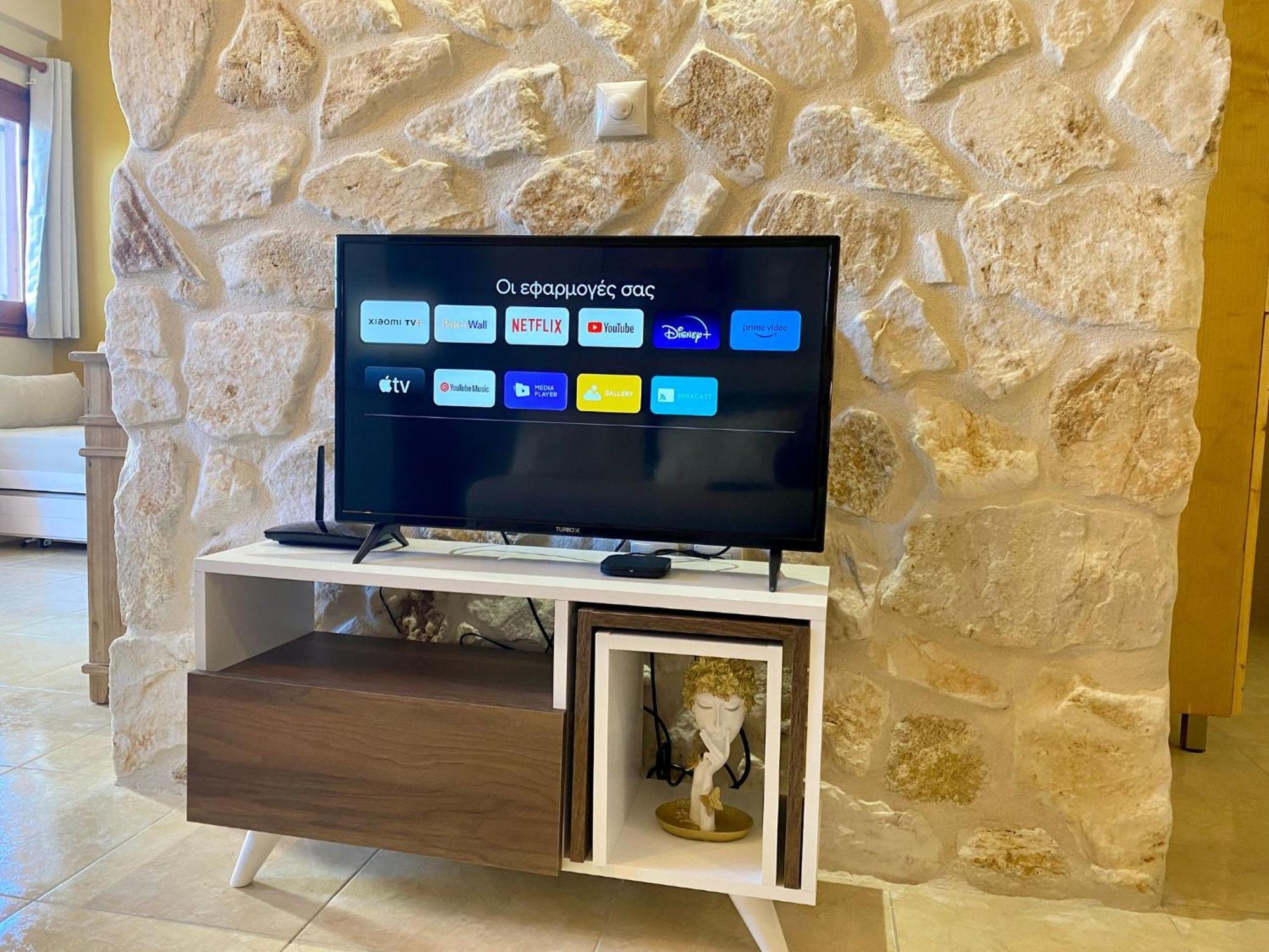 Panoraias Luxury Suite Kyparissia Bagian luar foto