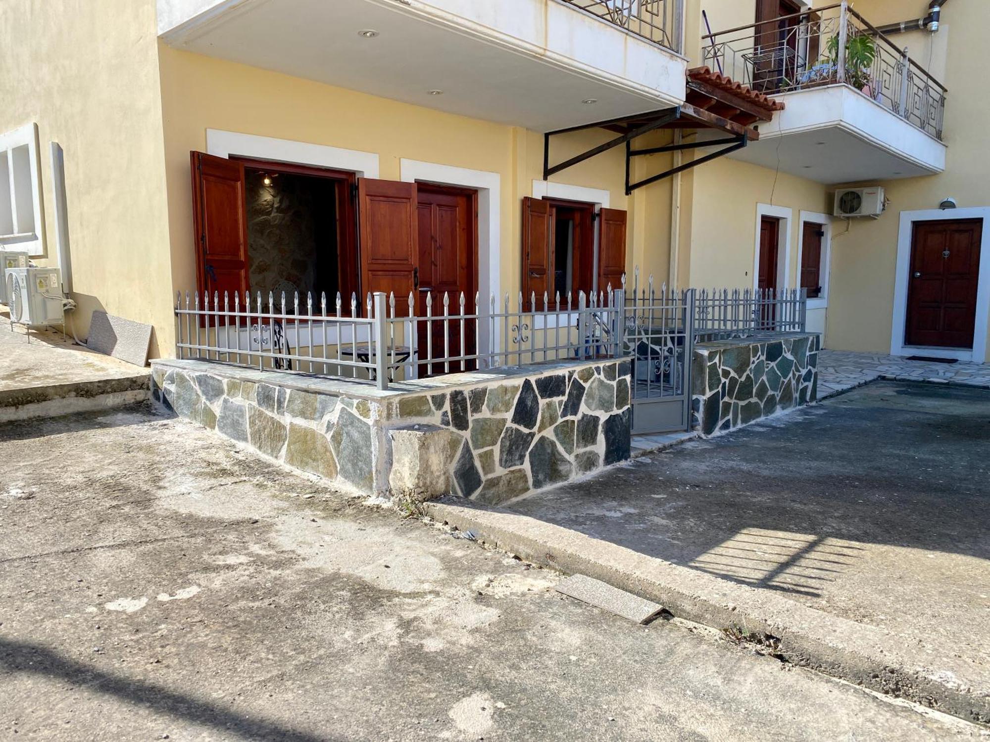 Panoraias Luxury Suite Kyparissia Bagian luar foto